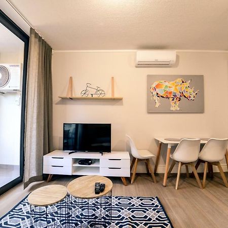 Ikon Self Catering Apartment Windhoek Exterior photo