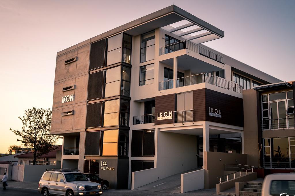 Ikon Self Catering Apartment Windhoek Exterior photo